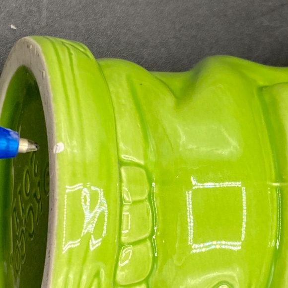 KC Hawaii Tiki Vase or Tumbler lime green ceramic tiki mask 2011 USA - Picture 9 of 9